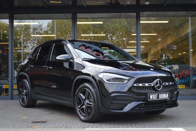 Mercedes-Benz GLA-KLASSE 250 e AMG Led Panorama Distronic Burmester Camera Night Augmented Pdc