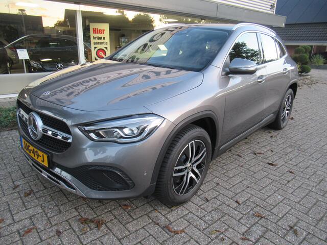 Mercedes-Benz GLA-KLASSE 200 Urban/Trekhaak/Widescreen