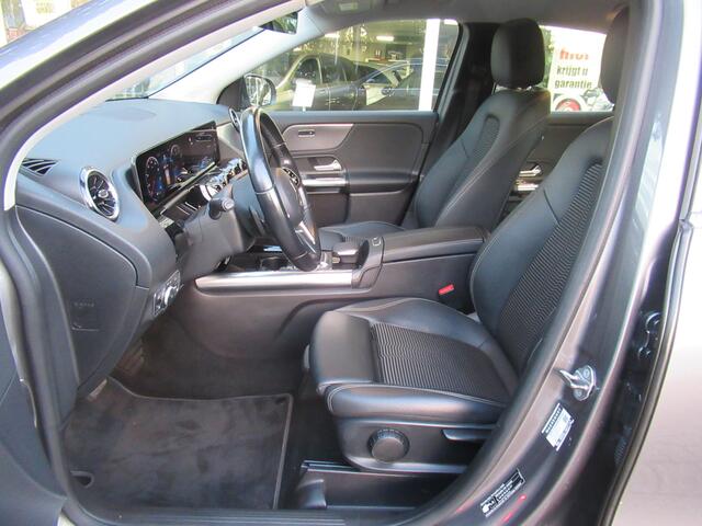 Mercedes-Benz GLA-KLASSE 200 Urban/Trekhaak/Widescreen