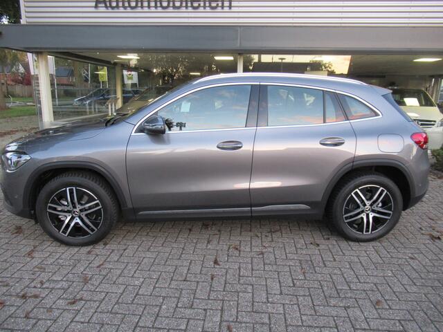 Mercedes-Benz GLA-KLASSE 200 Urban/Trekhaak/Widescreen
