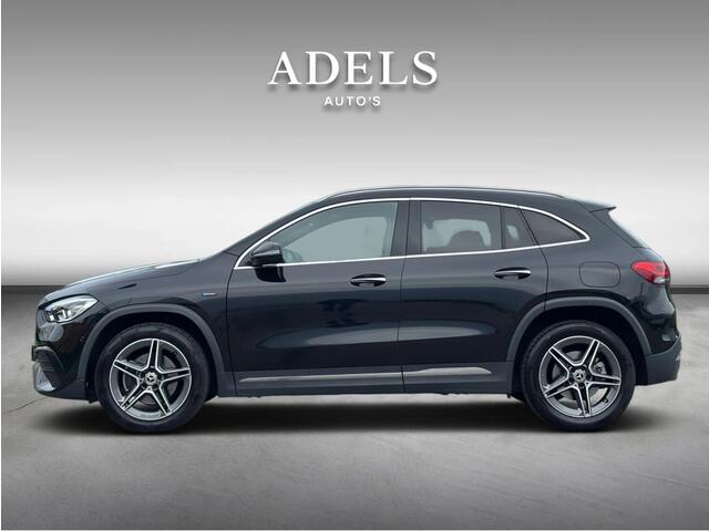 Mercedes-Benz GLA-KLASSE 250 e AMG Line PANODAK CAMERA KEYLESS SFEERVERLICHTING