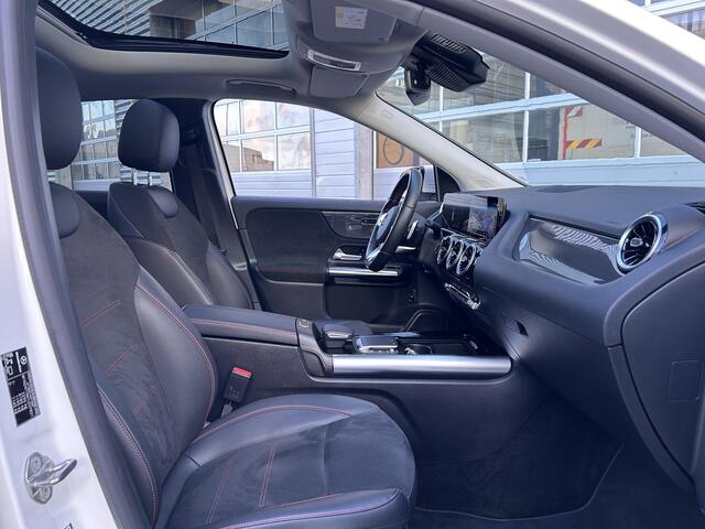 Mercedes-Benz GLA-KLASSE 250 e AMG Line | Panoramadak | Cruise Control | Stoelverwarming