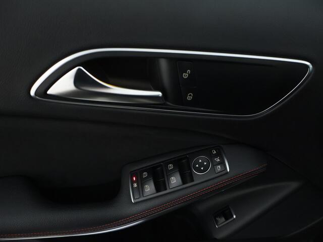 Mercedes-Benz GLA-KLASSE 180 Business Solution AMG | Cruise Control | AMG Line | Stoelverwarming