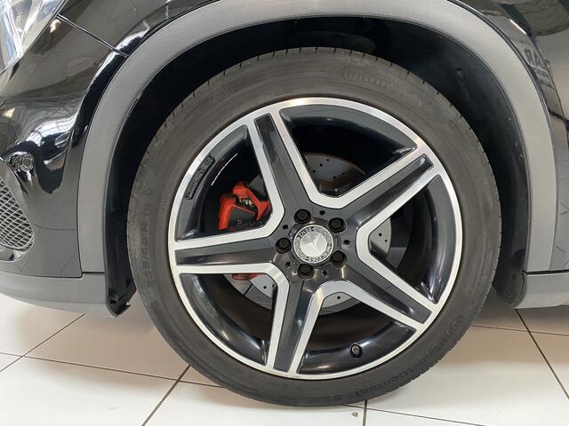 Mercedes-Benz GLA-KLASSE 250 Prestige AMG -Line