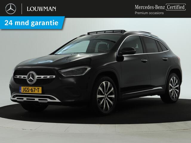 Mercedes-Benz GLA-KLASSE 250 e Plug-In Hybride Panorama Schuif-Kanteldak | Achteruitrijcamera | 19 Inch Velgen | Stoelverwarming voor | Sfeerverlichting. Inclusief 24 maanden MB Certified garantie voor Europa.