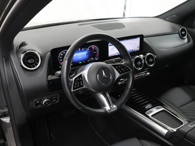 Mercedes-Benz GLA-KLASSE 250 e Business Solution Luxury | Winter pakket | Widescreen | Stoelverwarming |