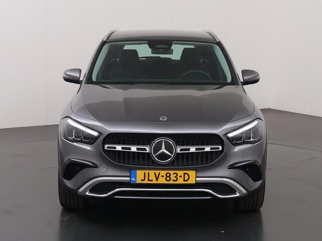 Mercedes-Benz GLA-KLASSE 250 e Luxury Line | Elektrisch wegklapbare trekhaak | Stoelverwarming | Winter pakket |