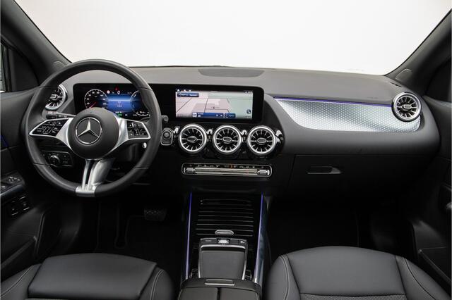 Mercedes-Benz GLA-KLASSE 250 e Luxury Line, Panorama, Key-Less, Hybrid 2024