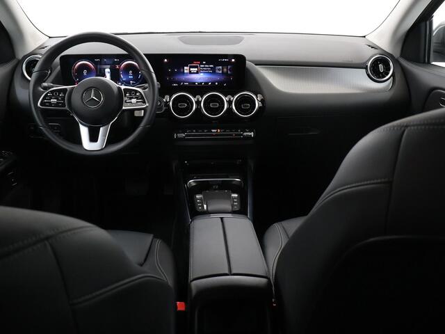 Mercedes-Benz GLA-KLASSE 250 e Luxury Line | Apple carplay | Widescreen cockpit |