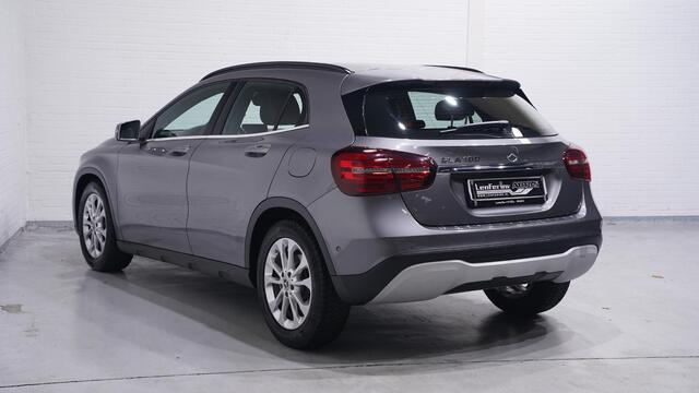 Mercedes-Benz GLA-KLASSE 180 Business Solution Limited Navi Clima Camera PDC NAP Leder/stof Sportstoelen Led koplampen