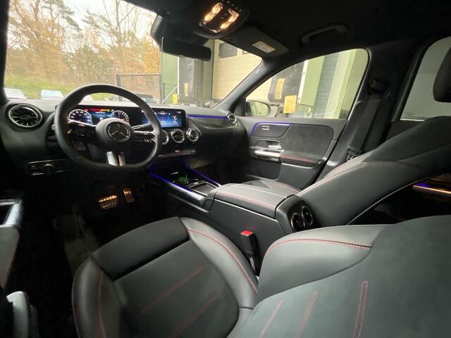 Mercedes-Benz GLA-KLASSE 250 e AMG Line | ACC | Camera | Stoelverwarming | Getint Glas | 19 Inch