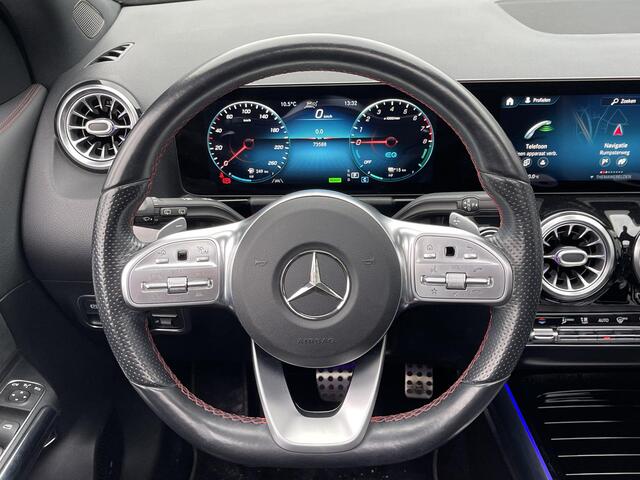 Mercedes-Benz GLA-KLASSE 250 e Business Solution AMG Limited 19"/Panoramadak/Adaptieve cruise/Sfeerverlichting/Stoelverwarming/Camera/Elektrische klep