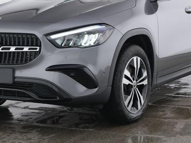Mercedes-Benz GLA-KLASSE 250 e Plug-In Hybride Trekhaak | Edition Progressive Line | Night Pakket | 11kW Laden | Distronic | Stuur en Stoelverwarming | Inclusief 24 maanden MB Certified garantie voor Europa.