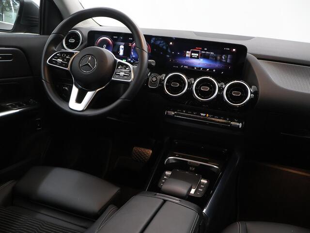 Mercedes-Benz GLA-KLASSE 250 e Business Solution Luxury Limited | Achteruitrijcamera | Widescreen | Stoelverwarming | Apple Carplay |
