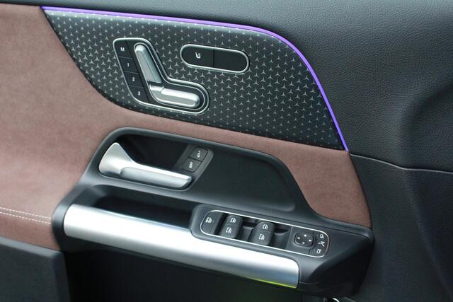 Mercedes-Benz GLA-KLASSE 250 e AMG Line | | memory | trekh | distronic |