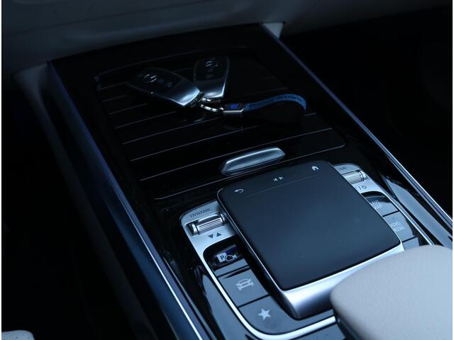 Mercedes-Benz GLB-Klasse 250 4MATIC | Panoramadak | ACC | Trekhaak