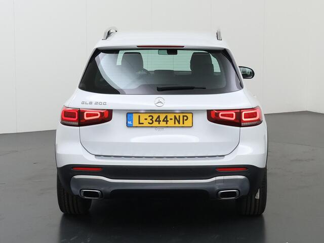 Mercedes-Benz GLB-Klasse 200 Business Solution Luxury | Achteruitrijcamera | Widescreen | Stoelverwarming | Sfeerverlichting |