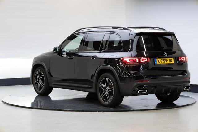 Mercedes-Benz GLB-Klasse 200 Business Solution AMG 7p. | Night | 7 persoons | Panoramadak | Carplay | Sfeer | 19 Inch |