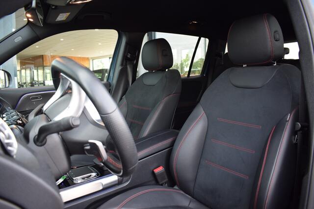 Mercedes-Benz GLB-Klasse 200 Business Solution AMG | Leer/ Alcantara | Ambiant | Stoelverw. | Camera
