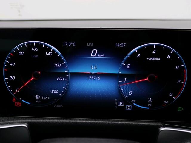 Mercedes-Benz GLB-Klasse 200 Business Solution Luxury 7p. | Panorama | Leder | Memory |