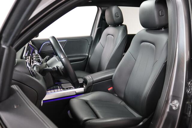 Mercedes-Benz GLB-Klasse 180 Luxury 7-Persoons, Panoramadak, Leder, Sfeerverlichting, Trekhaak, Apple Carplay/Android Auto