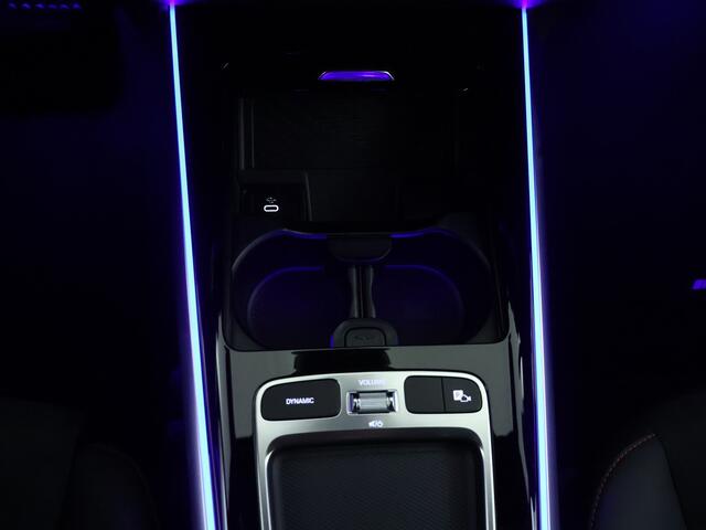 Mercedes-Benz GLB-Klasse 180 AMG -line 7persoons | Trekhaak af fabriek | Nightpakket | Keyless-Go comfortpakket | Parkeerpakket met achteruitrijcamera | USB-pakket plus | GUARD 360 ° Vehicle protection Plus | EASY PACK achterklep |