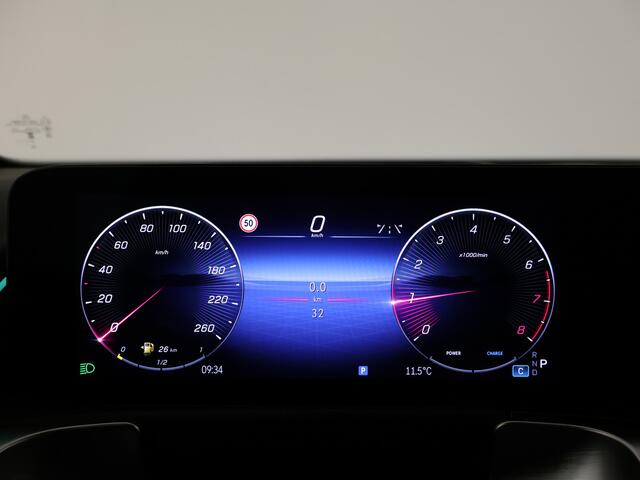 Mercedes-Benz GLB-Klasse 180 Star Edition 7p. | Trekhaak | Nightpakket | Parkeerpakket met 360°-camera | Keyless-Go comfortpakket | GUARD 360 ° Vehicle protection Plus | Premium Plus pakket | Smartphone integratie |