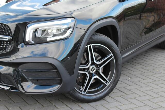 Mercedes-Benz GLB-Klasse 200 Business Solution AMG 7p. | Pano | Sfeer | Carplay |