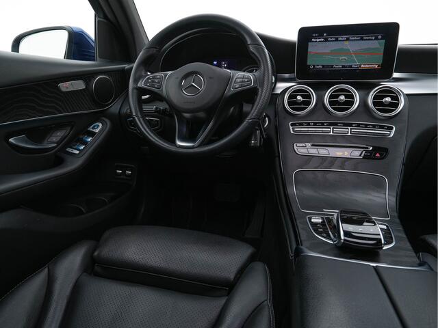 Mercedes-Benz GLC-KLASSE Coupé 350 d 4MATIC Premium Plus AMG-Sportpack Aut. *PANO | ARTICO-FULL-LEATHER | FULL-LED | NAVI-FULLMAP | ECC | CAMERA | PDC | SHIFT-PADDLES | CRUISE | AMBIENT-LIGHT | TOWBAR | SPORT-SEATS | 20"ALU*