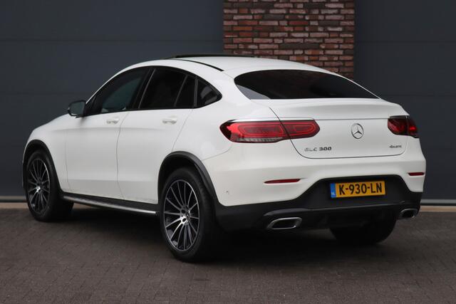 Mercedes-Benz GLC-KLASSE Coupé 300 4MATIC Premium+ AMG Line Aut9 | Schuifdak | Distronic+ | Trekhaak | Burmester | Memory | Surround Camera | Multibeam LED | Augmented Reality | Nightpakket |