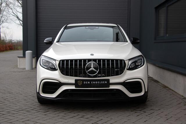 Mercedes-Benz GLC-KLASSE Coupé AMG 63 S 4MATIC+ 510PK | NL Auto | Performance Seats | 360 Camera | Keramische | ACC (distronic+) | Lane & Side Assist | Head Up | Isolatie Glas | 21"| 4x Stoelverwarming | Manufaktur Leder | DAB+ | Treeplank | N.P ¤186.068,-