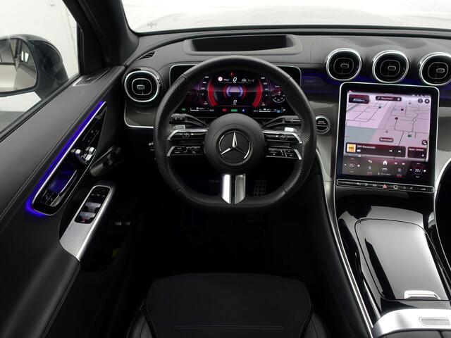 Mercedes-Benz GLC-KLASSE 400e 4MATIC AMG Line- Achteras besturing, Burmester Audio, Head Up, Panoramadak, Carbon, Sfeerverlichting