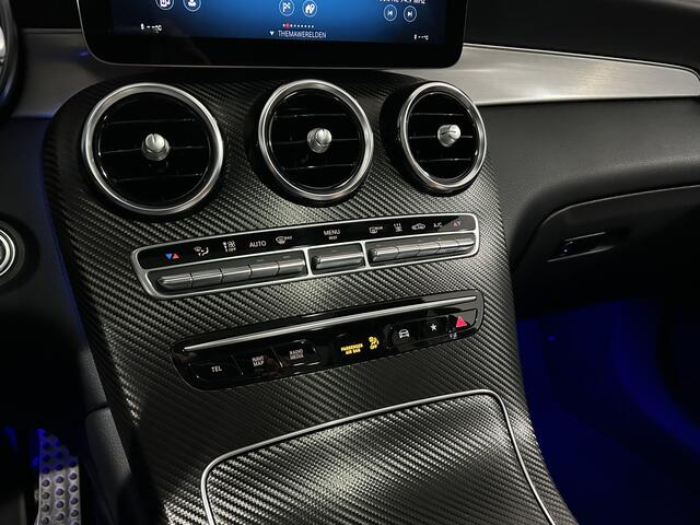 Mercedes-Benz GLC-KLASSE 300e AMG // Panoramadak // Burmester // 360 Camera // Keyless // Carbon // Sfeerverlichting // Carplay