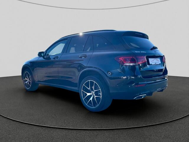 Mercedes-Benz GLC-KLASSE 300e 4MATIC Business AMG | Trekhaak | Burmester | Camera