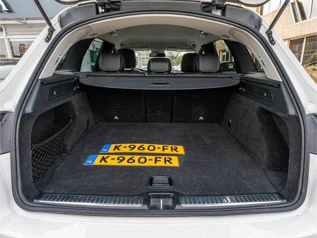 Mercedes-Benz GLC-KLASSE 250 4MATIC Sport Edition Premium AMG CAMERA NIGHT PAKKET 19 INCH HIGH LED TREEPLANKEN