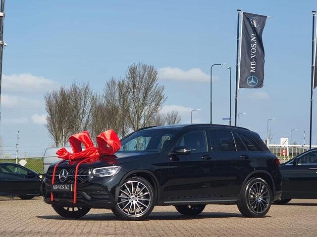Mercedes-Benz GLC-KLASSE 200 4-M AMG Night|Panorama|20"|Trekhaak|MBUX|Spoorpakket|Sfeerverlichting|Treeplanken