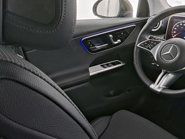 Mercedes-Benz GLC-KLASSE 220d 4MATIC Avantgarde Distronic Rijassistentiepakket Plus MBUX Navigation Premium Memory Pakket 19 Inch