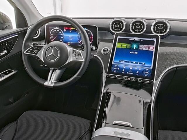 Mercedes-Benz GLC-KLASSE 220d 4MATIC Avantgarde Distronic Rijassistentiepakket Plus MBUX Navigation Premium Memory Pakket 19 Inch