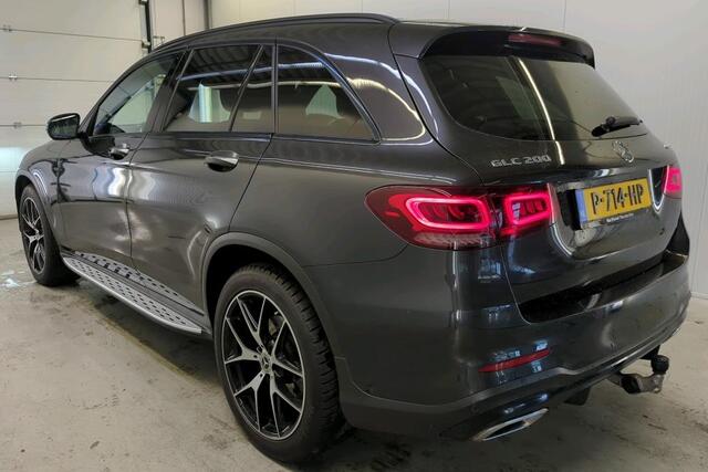 Mercedes-Benz GLC-KLASSE 200 4MATIC Premium Plus AMG Navigatie Trekhaak Panoramadak 360 Camera Elek Stoelen + Verwamring 20 Inch Velgen Keyless DAB Carplay NL Auto