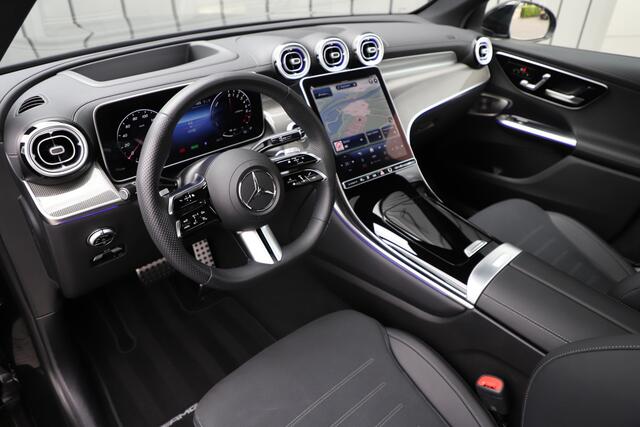 Mercedes-Benz GLC-KLASSE 300e AMG 4-Matic | 313PK | Pano | Head-up | Sfeerverlichting | Burmester | Memory | Stuurwielverw. | Keyles-go | 2024.