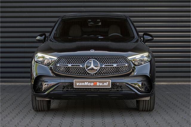 Mercedes-Benz GLC-KLASSE Coupé 300de 4MATIC AMG Line