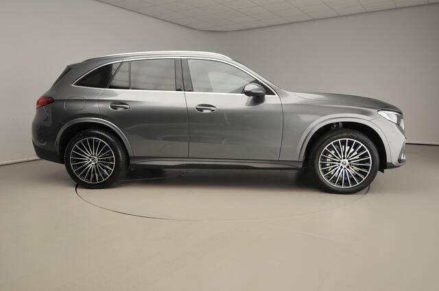 Mercedes-Benz GLC-KLASSE 300e 4MATIC AMG Line | Trekhaak | Camera | Leder | 20"
