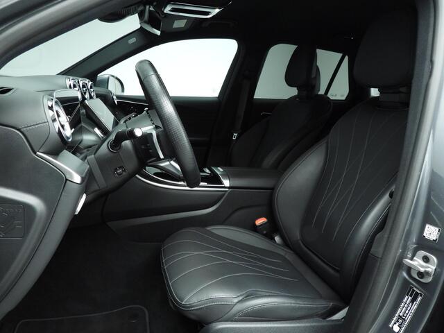 Mercedes-Benz GLC-KLASSE 300e 4MATIC AMG Line | Trekhaak | Camera | Leder | 20"