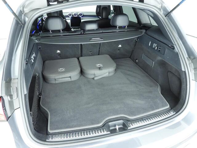 Mercedes-Benz GLC-KLASSE 300e 4MATIC AMG Line | Trekhaak | Camera | Leder | 20"