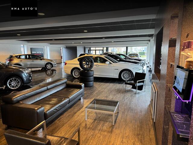 Mercedes-Benz GLC-KLASSE 300e 4MATIC AMG Line ACHTERASBESTURING PANO BURMESTER 360 ACC GARANTIE DEALERONDERHOUDEN