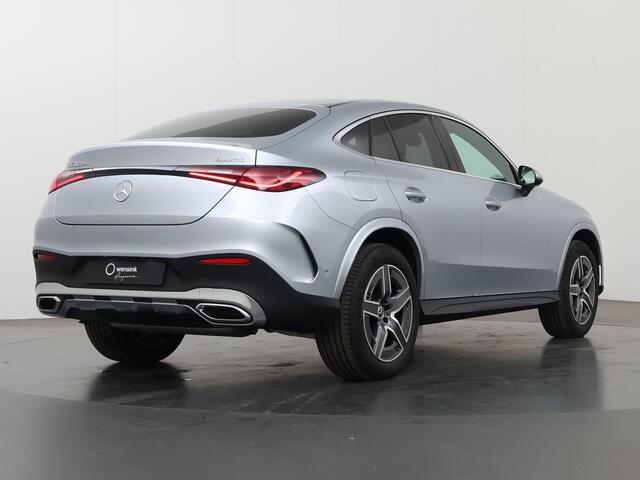 Mercedes-Benz GLC-KLASSE Coupé 300e 4MATIC AMG Line | Verwarmd stuur | Getint glas | Sfeerverlichting |