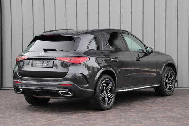 Mercedes-Benz GLC-KLASSE 300e AMG 4-Matic | 313PK | Achterasbesturing | Luchtvering | Head-up | Pano | Keyles-go | Sfeerverlichting | Distronic | Burmester | Carbon | 2023.