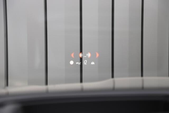 Mercedes-Benz GLC-KLASSE 300e AMG 4-Matic | 313PK | Achterasbesturing | Luchtvering | Head-up | Massage | Keyles-go | Pano | Burmester | ACC | Digital-light | Stoelkoeling | 2024.