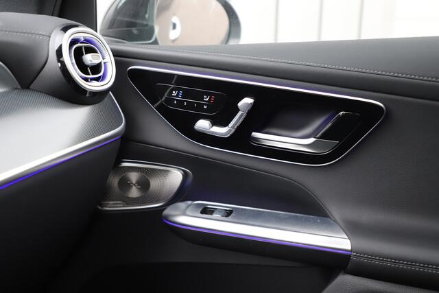 Mercedes-Benz GLC-KLASSE 300e AMG 4-Matic | 313PK | Achterasbesturing | Luchtvering | Head-up | Massage | Keyles-go | Pano | Burmester | ACC | Digital-light | Stoelkoeling | 2024.