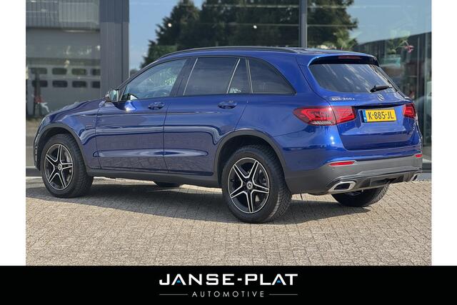 Mercedes-Benz GLC-KLASSE 300e 4MATIC Bns Sul. AMG Wegdr.Trekhaak | NL-AUTO | Camera |